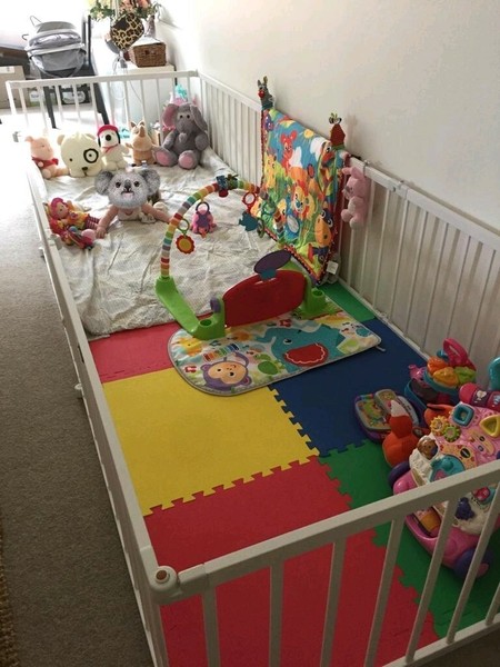 vee bee playpen baby kingdom